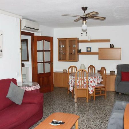 Apartamento Plaza Reina Apartment Малага Екстериор снимка